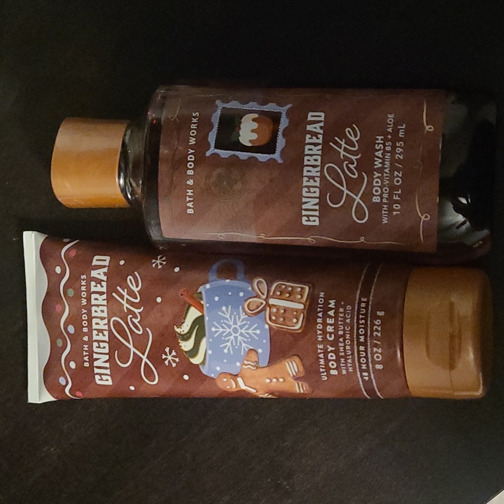 🆕️Bath & Body Works Gingerbread Latte Body Care Set